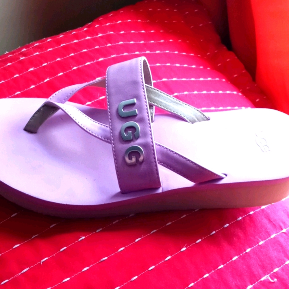 Ugg fit flops